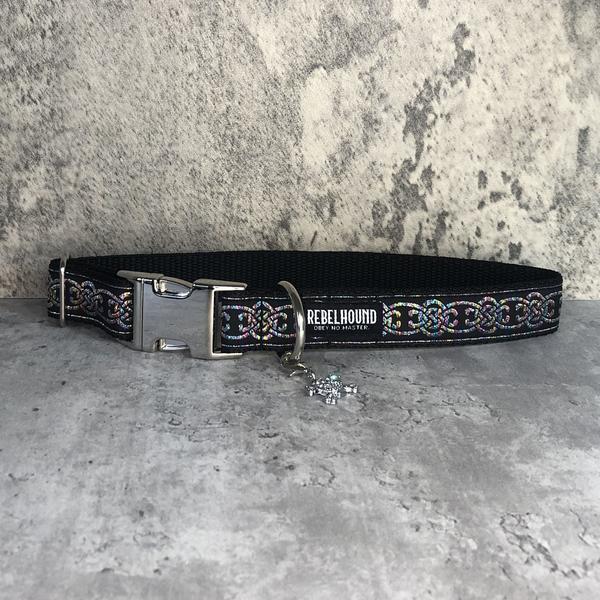 Black Celtic Knots Collar