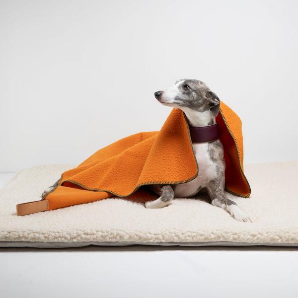 Casentino Wool Blanket With Leather Handle