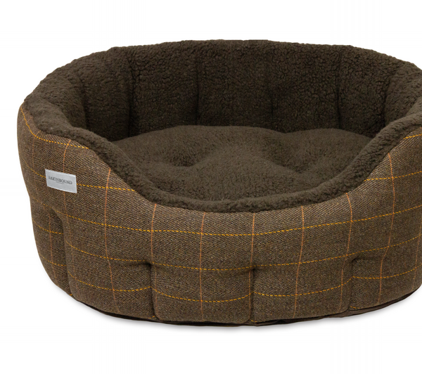 Round Traditional Tweed Bed