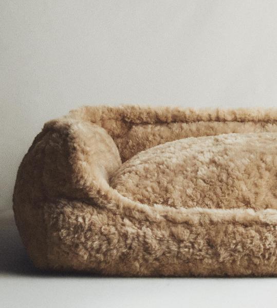 Faux Shearling Pet Bed With Cushion
