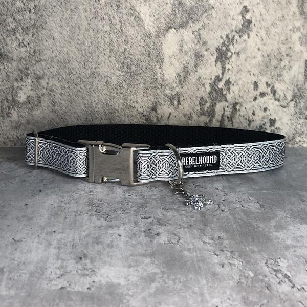 Silver Celtic Knots Collar