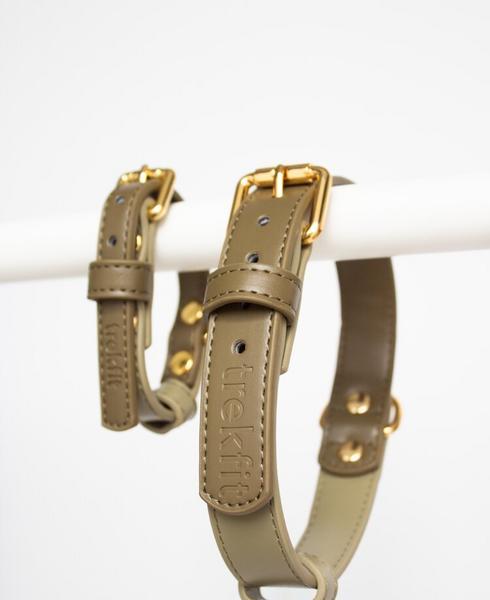 Two Tone Collar