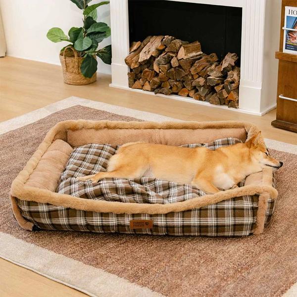 Vintage Checkered Plush Cozy Bolster Bed