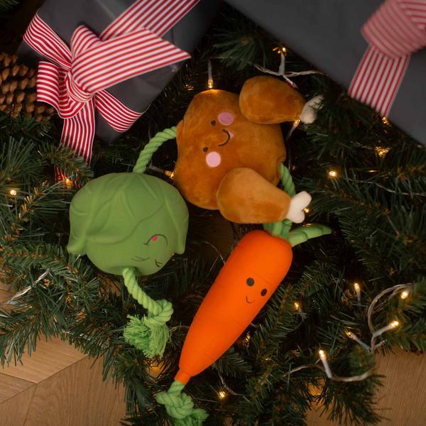 Tugging Squeaky Toy with Plush and Latex Veggies